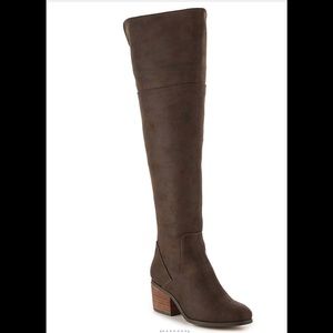 Women’s BOOTS brand new